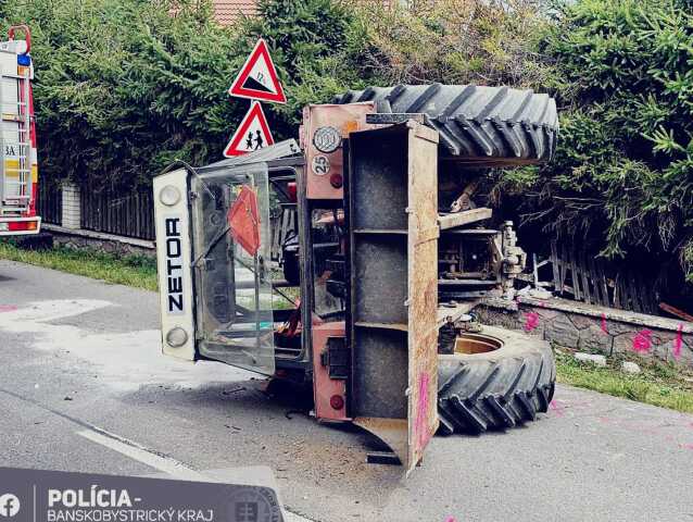 Prevrátený traktor, nehoda v Podhorí