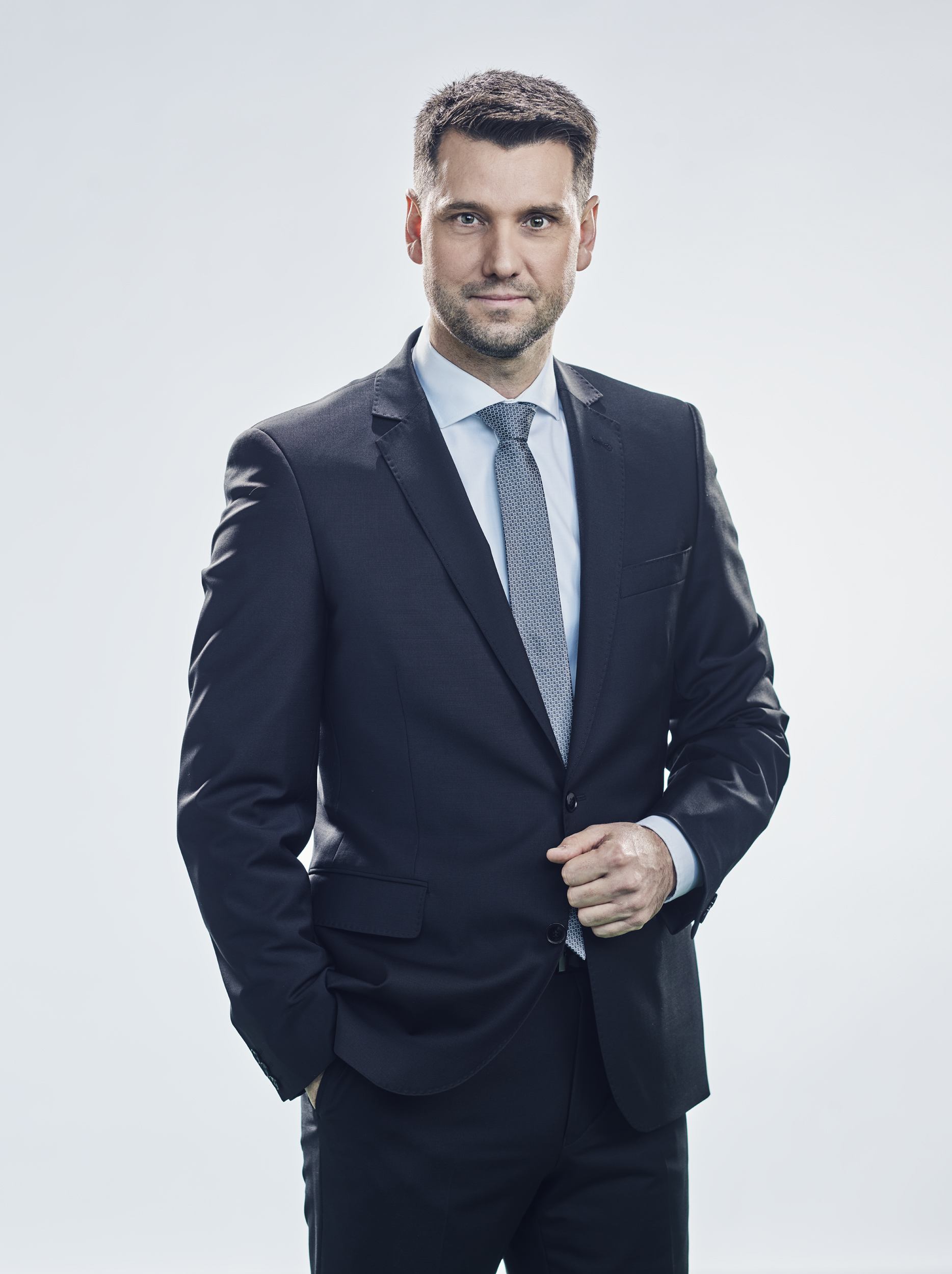 Novým moderátorom O 5 minút 12 sa stal Marek Gudiak.