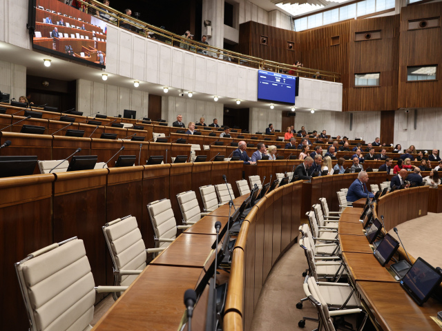 Parlament, nr sr
