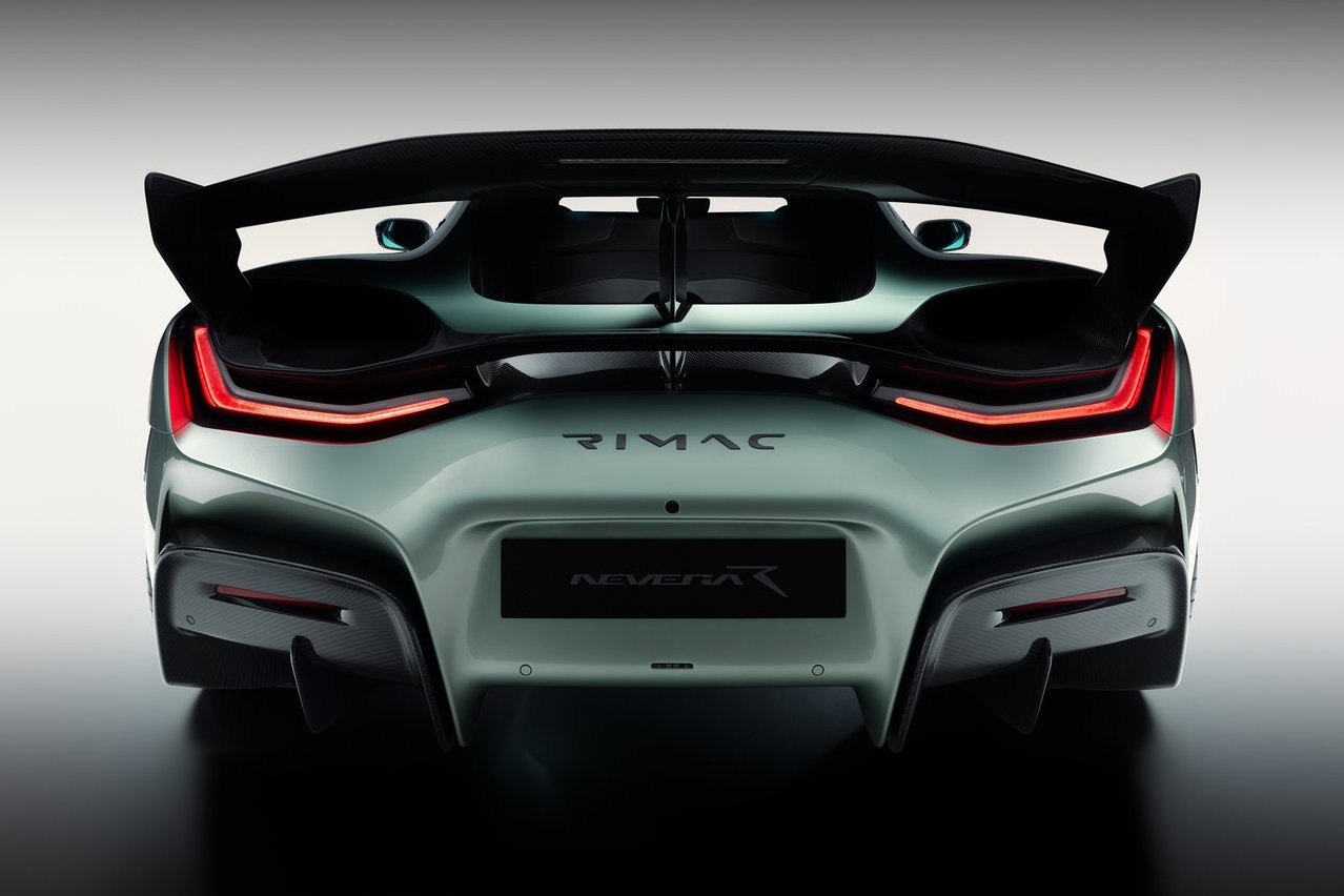 Rimac Nevera R - 2024