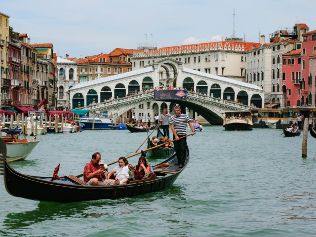 Rialto, Benátky, gondola, gondolier