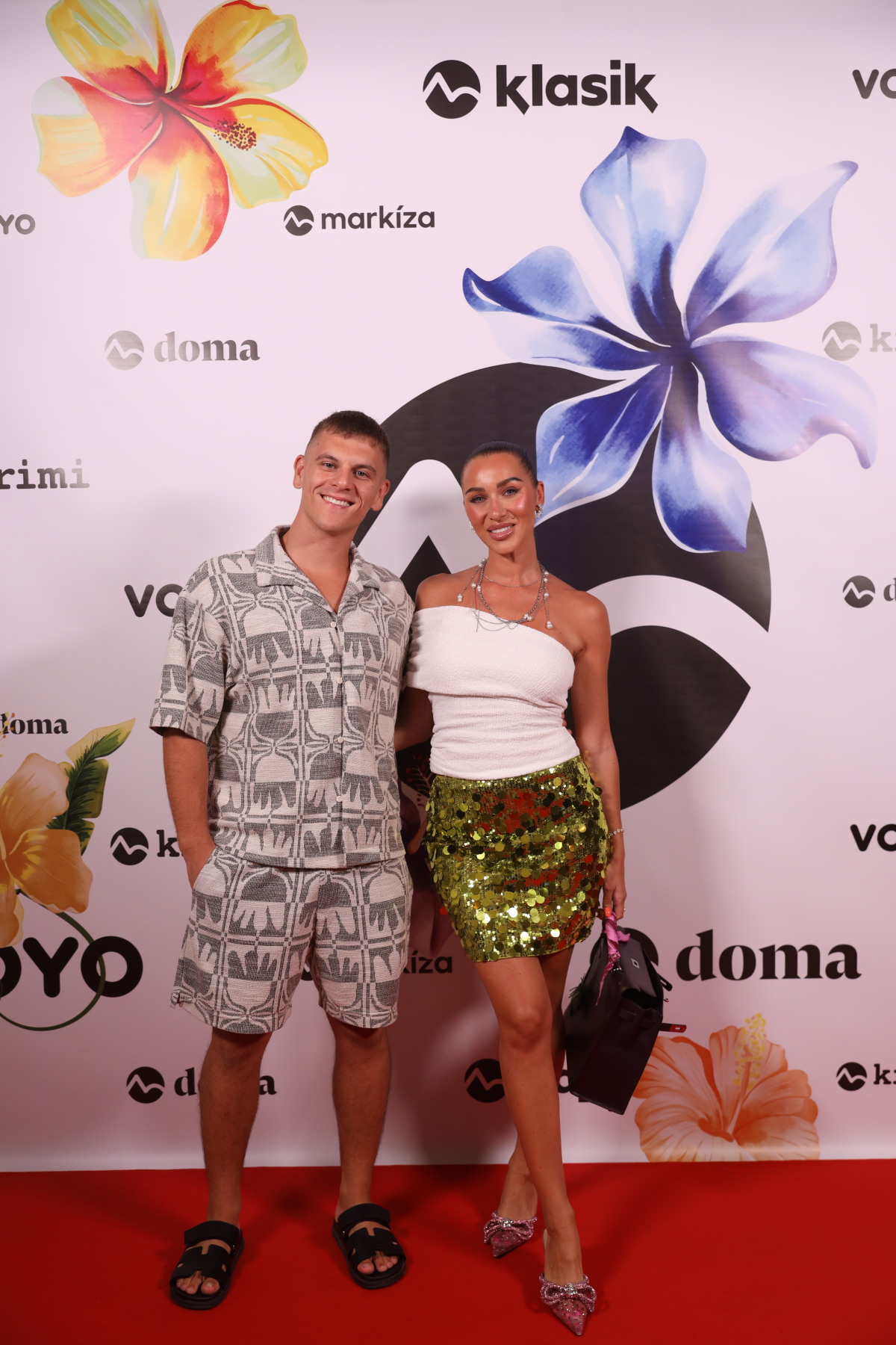 Influencerka Bianka Rumanová a jej partner Filip Jovanovič alias Jovinečko.