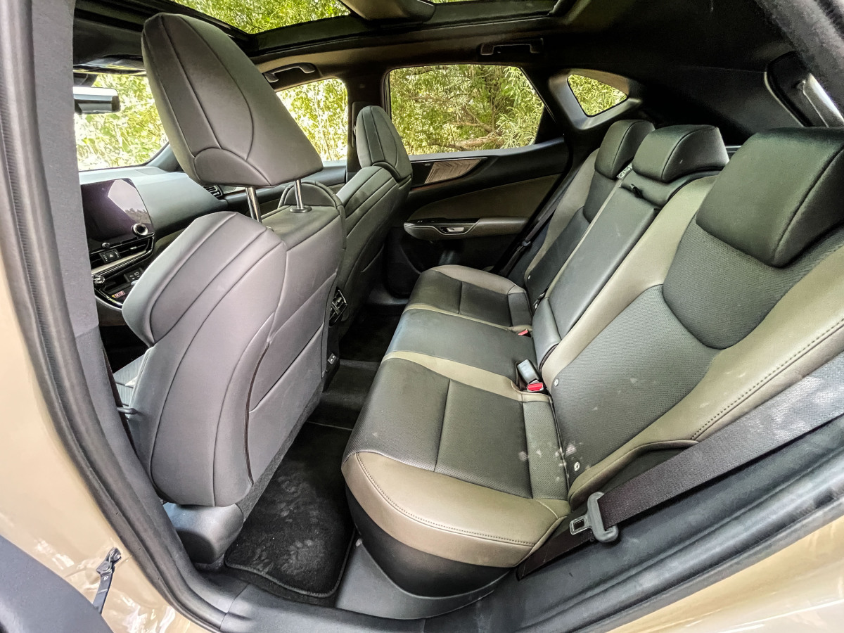 Lexus NX 350h E-Four Overtrail - test 2024