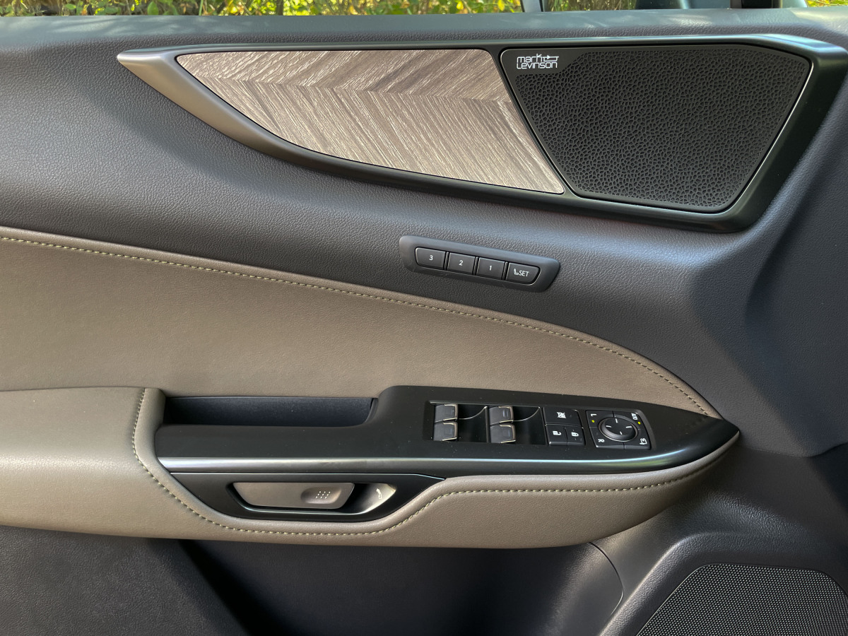 Lexus NX 350h E-Four Overtrail - test 2024