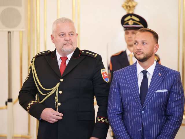 solák, šutak eštok