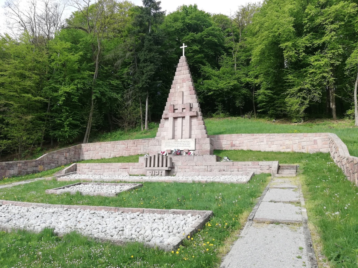 Kremnička, pamätník