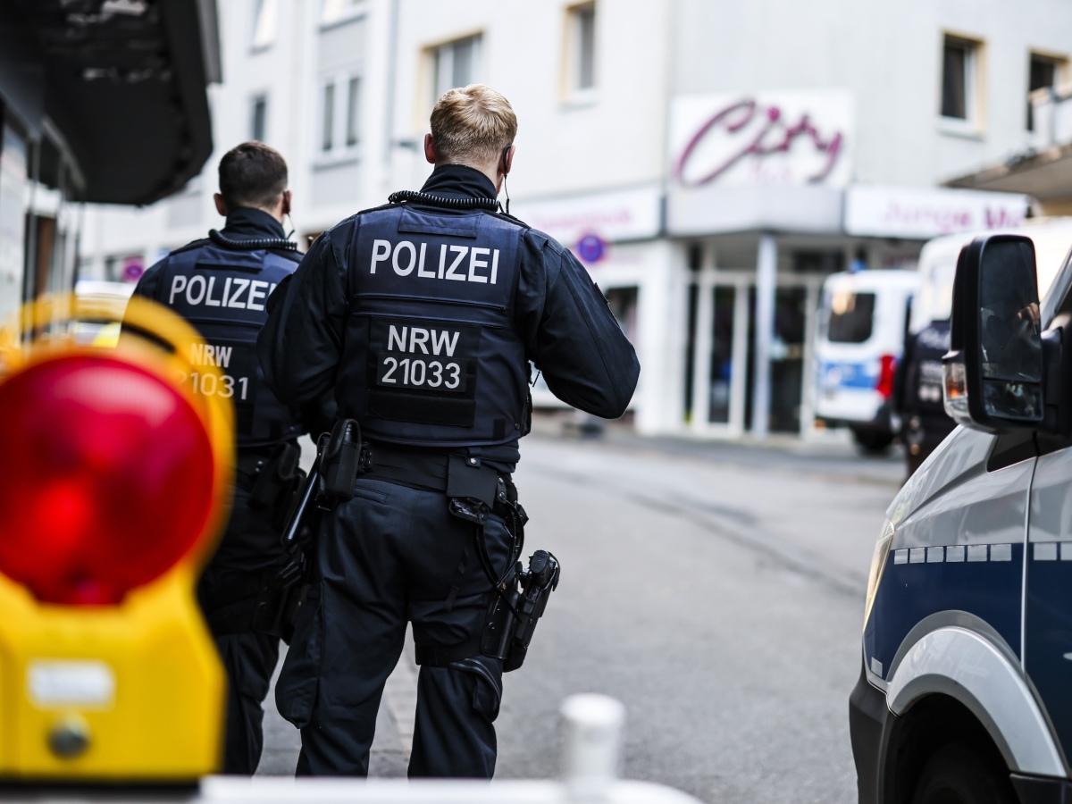 Nemecko, Solingen, útok nožom, polícia