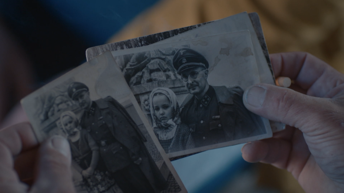 Tlmocnik historicke fotografie