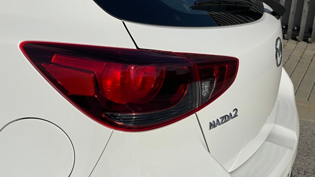 Mazda2 e e-Skyactiv G90 (2024)