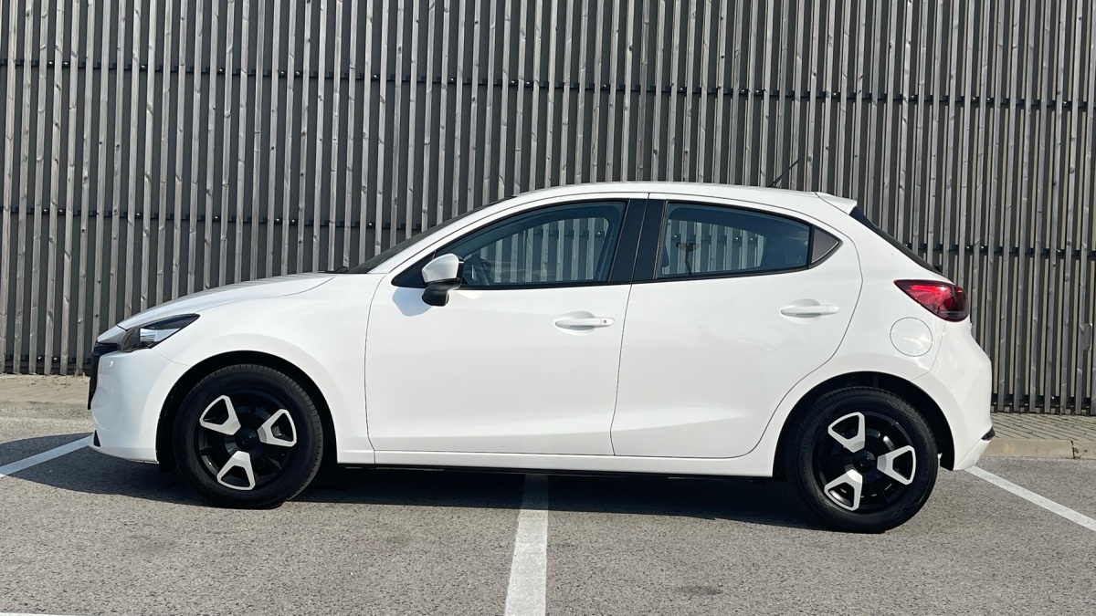 Mazda2 e-Skyactiv G90 (2024)