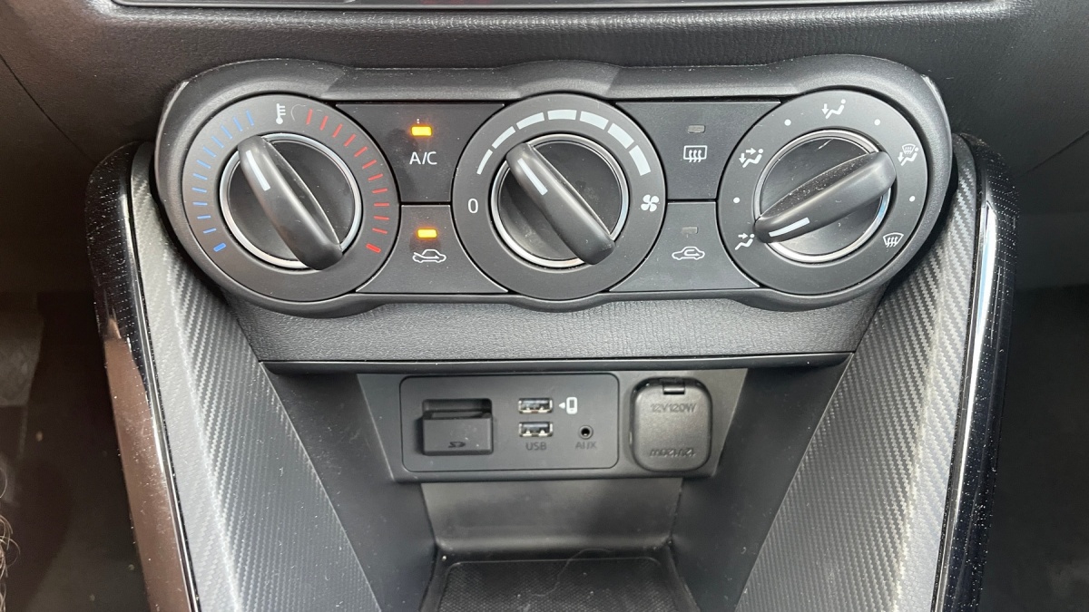 Mazda2 e-Skyactiv G90 (2024)