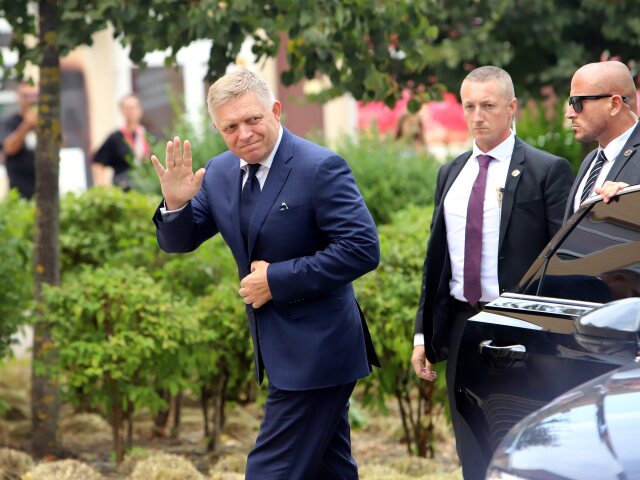 Robert Fico, KDH