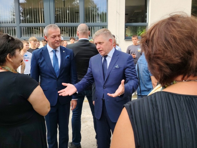 Robert Fico, premiér, Handlová