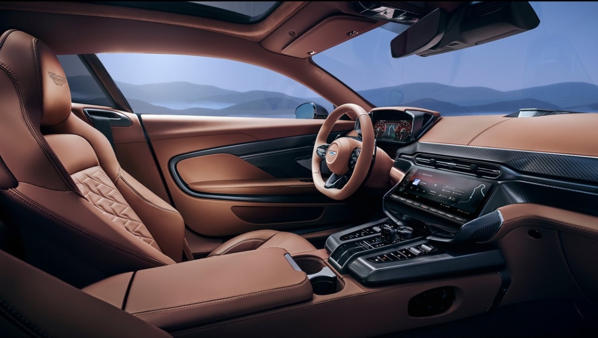 Aston Martin Vanquish 2025 16