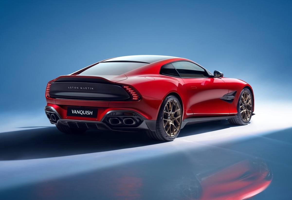 Aston Martin Vanquish 2025 3