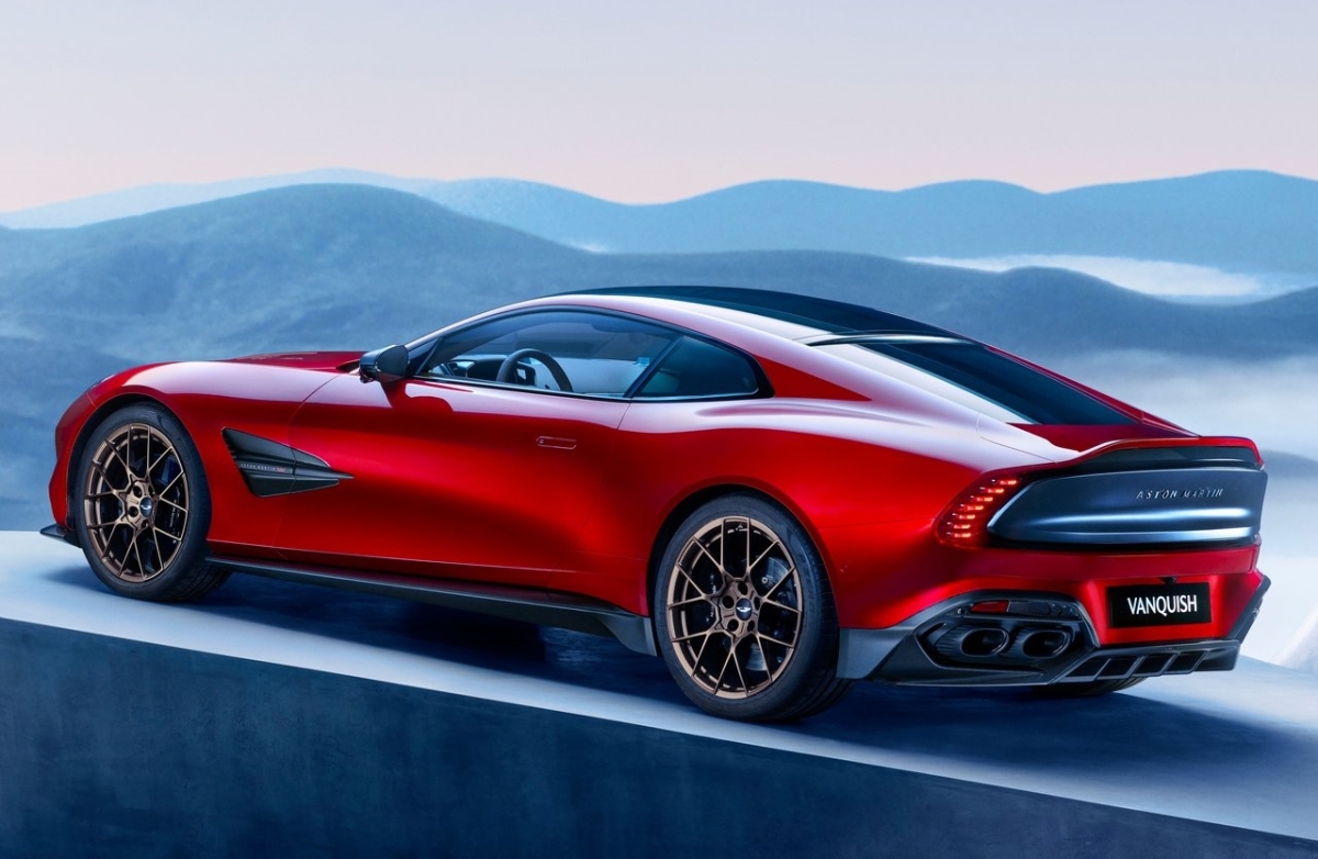 Aston Martin Vanquish 2025 4