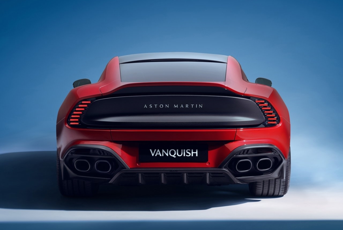 Aston Martin Vanquish 2025 6