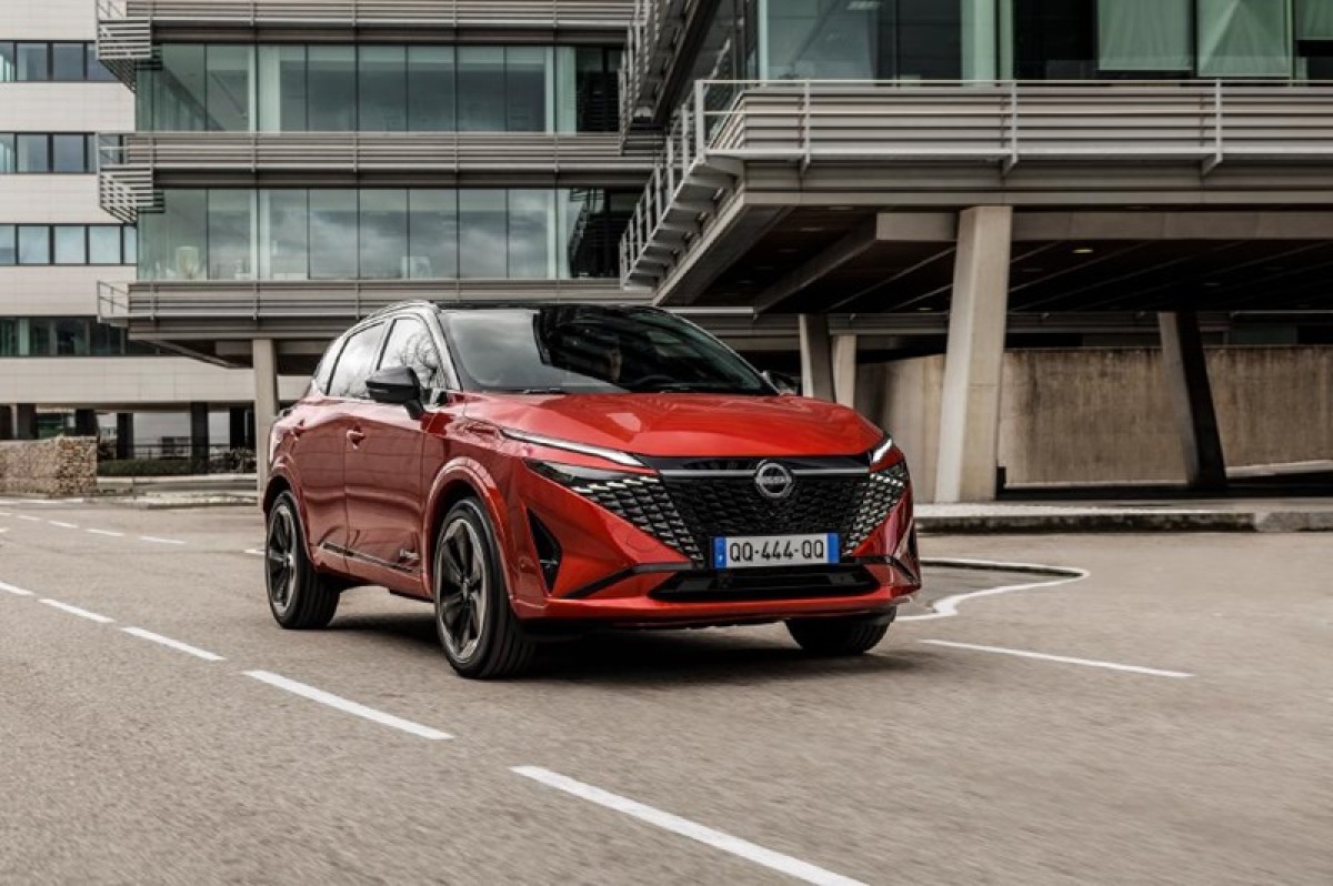 Nissan Qashqai, NISSAN,