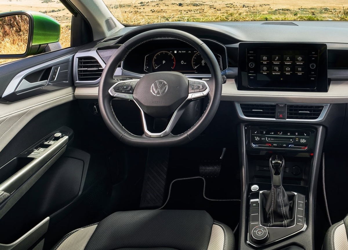 Volkswagen Taos 9