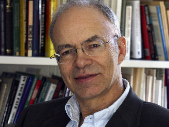 Peter Singer / Martin Skladany /