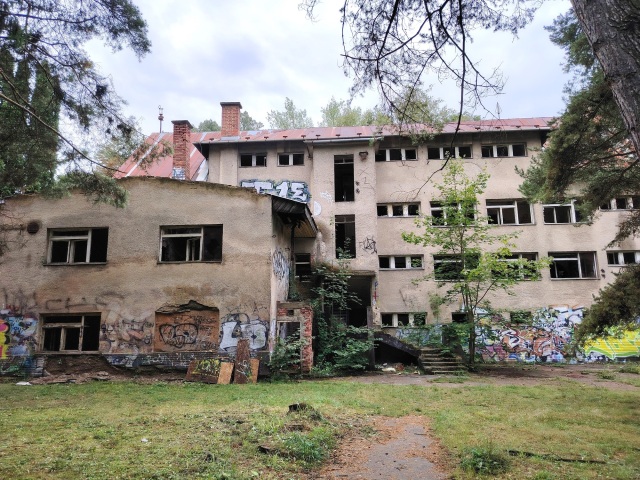 Borová hora, liečebňa, areál