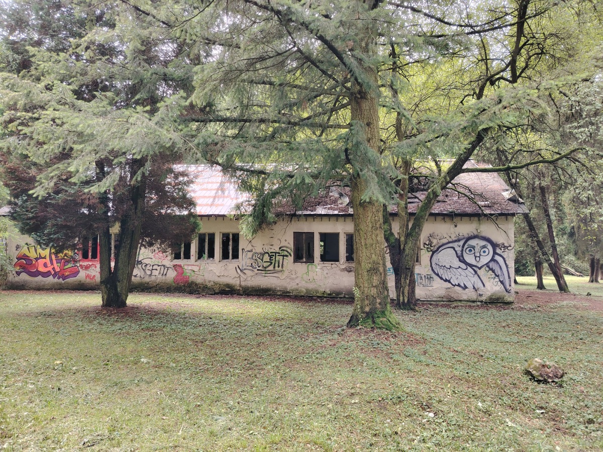 budova, Borová hora, liečebňa, areál