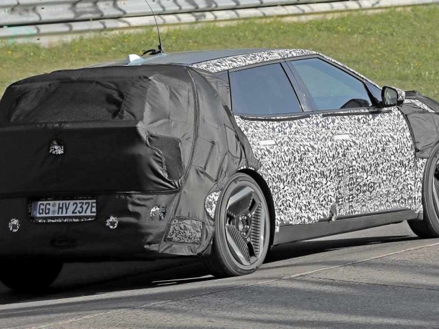 Kia EV4 Hatchback - prototyp 2024