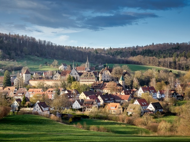 dedina, mesto, kostol, bývanie,