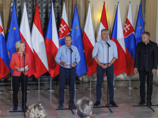 Leyenová, Fico, Tusk, Fiala, Nehammer, Poľsko, V4