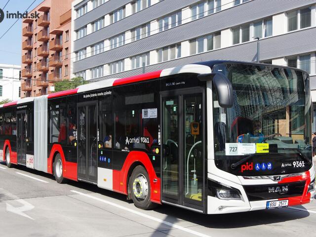 Po-18-rokoch-opaet-klbovy-autobus-na-regionalnej-linke-v-Bratislavskom-kraji