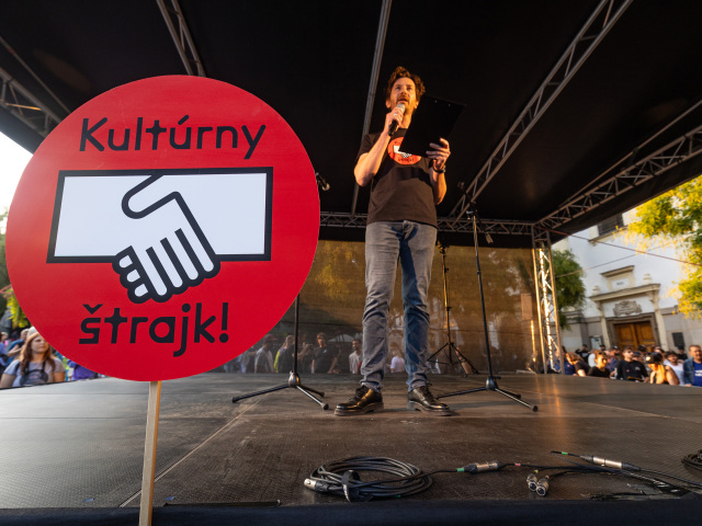 PROTEST: Na podporu Kultúrneho štrajku