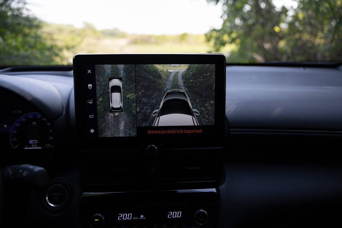 Toyota Yaris Cross Hybrid 130 AWD-i - test 2024