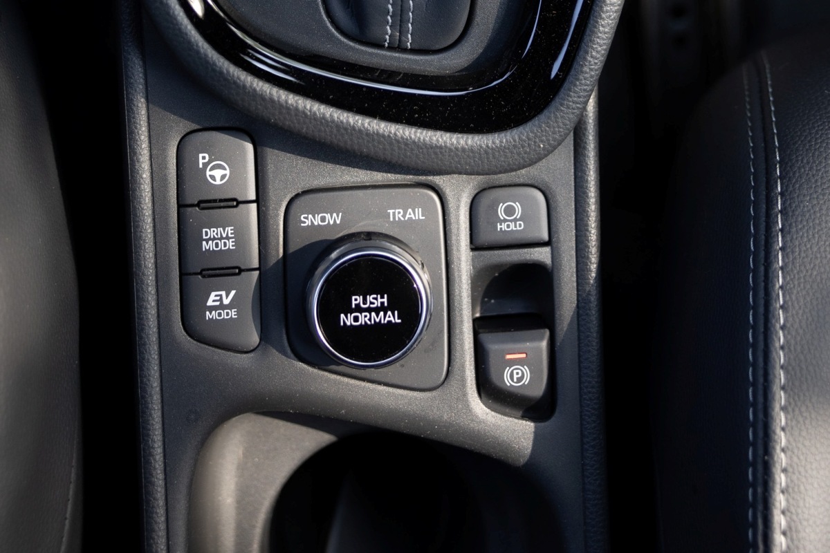 Toyota Yaris Cross Hybrid 130 AWD-i - test 2024