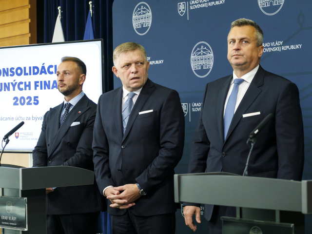 Matúš Šutaj Eštok, Andrej Danko, Robert Fico