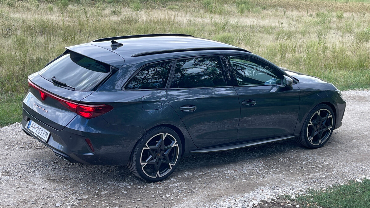 Cupra Leon SP 1,5 eTSI (2024)