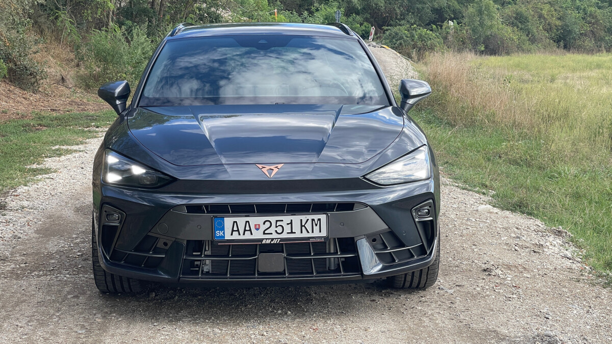 Cupra Leon SP 1,5 eTSI (2024)