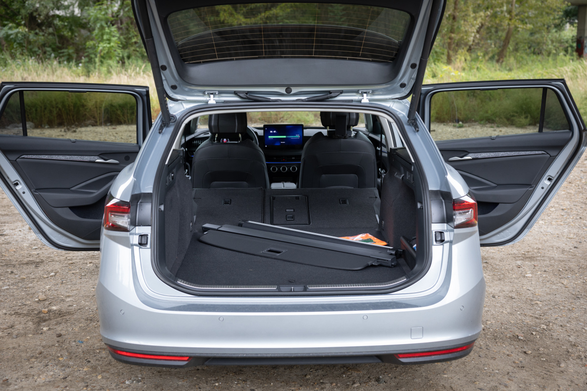 Škoda Superb 1,5 TSI iV PHEV - test 2024