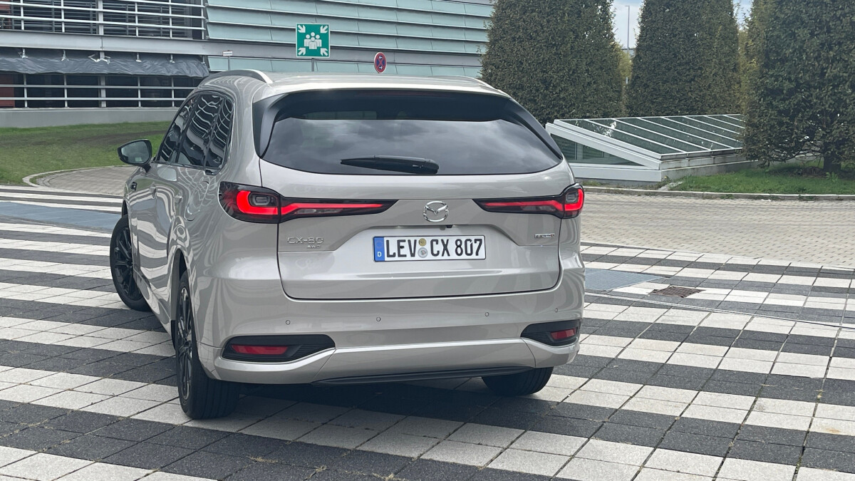Nová Mazda CX-80 (2024)