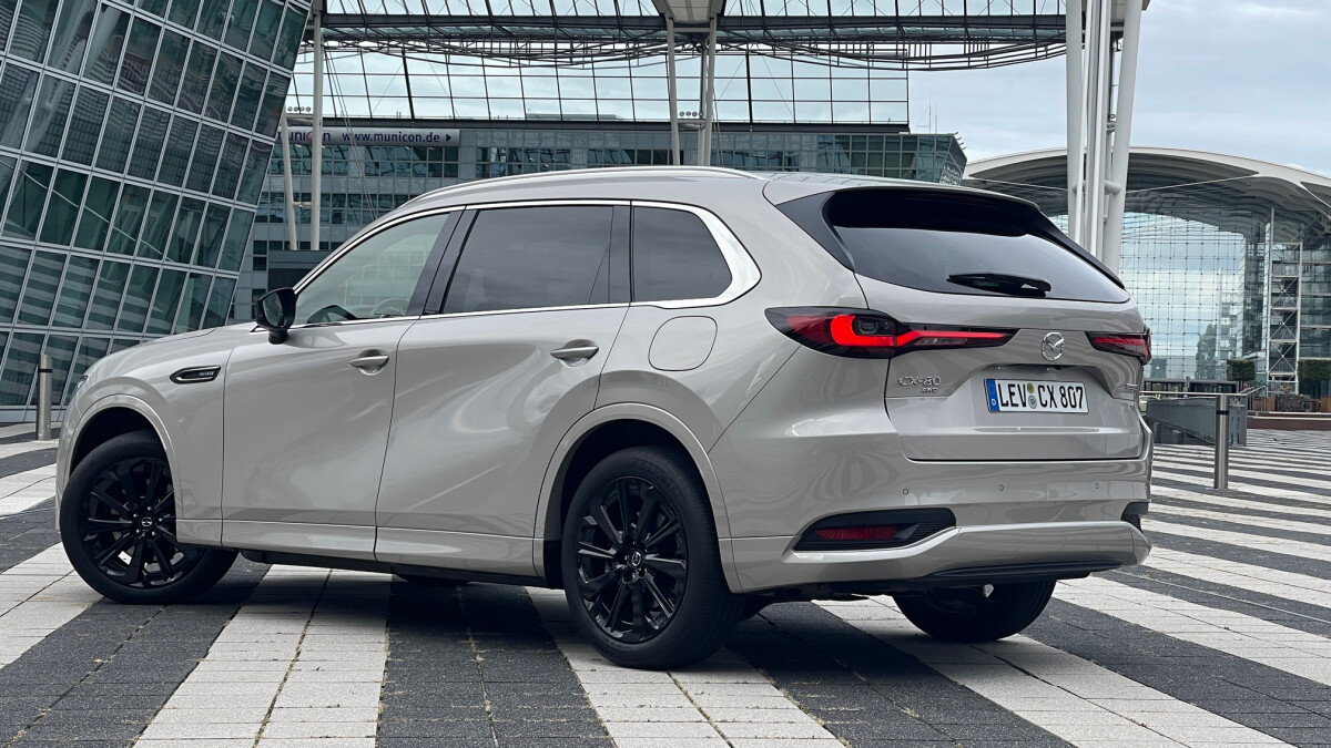Nová Mazda CX-80 (2024)