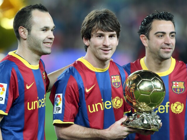 andres iniesta, lionel messi, xavi hernandez