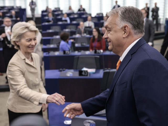Ursula von der Leyenová / Viktor Orbán /