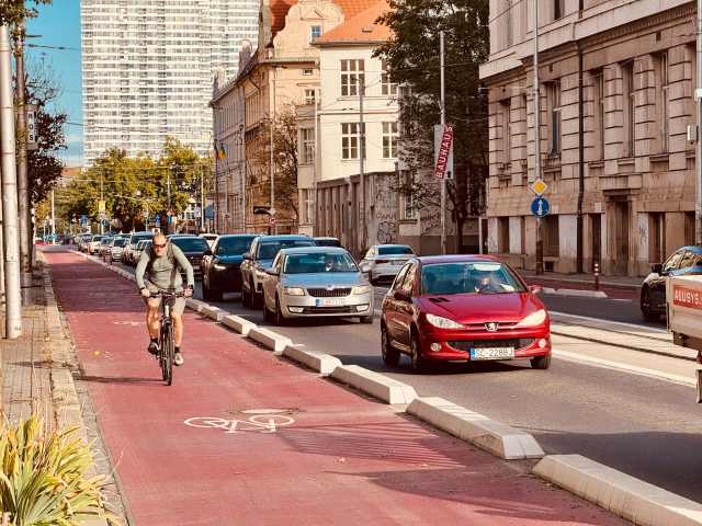 Vajanského nábrežie, cyklopruhy, cyklotrasa, Matúš Vallo, Bratislava