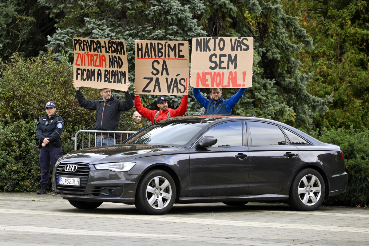 VLÁDA: Rokovanie 53. schôdze