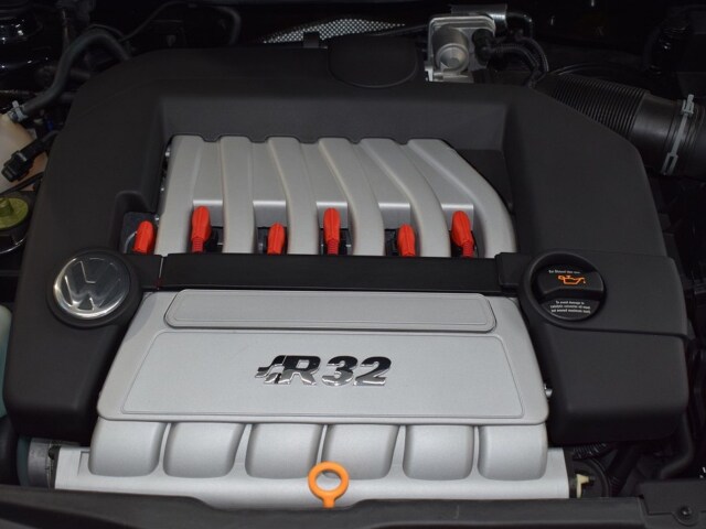 VW Golf R32 - 2003