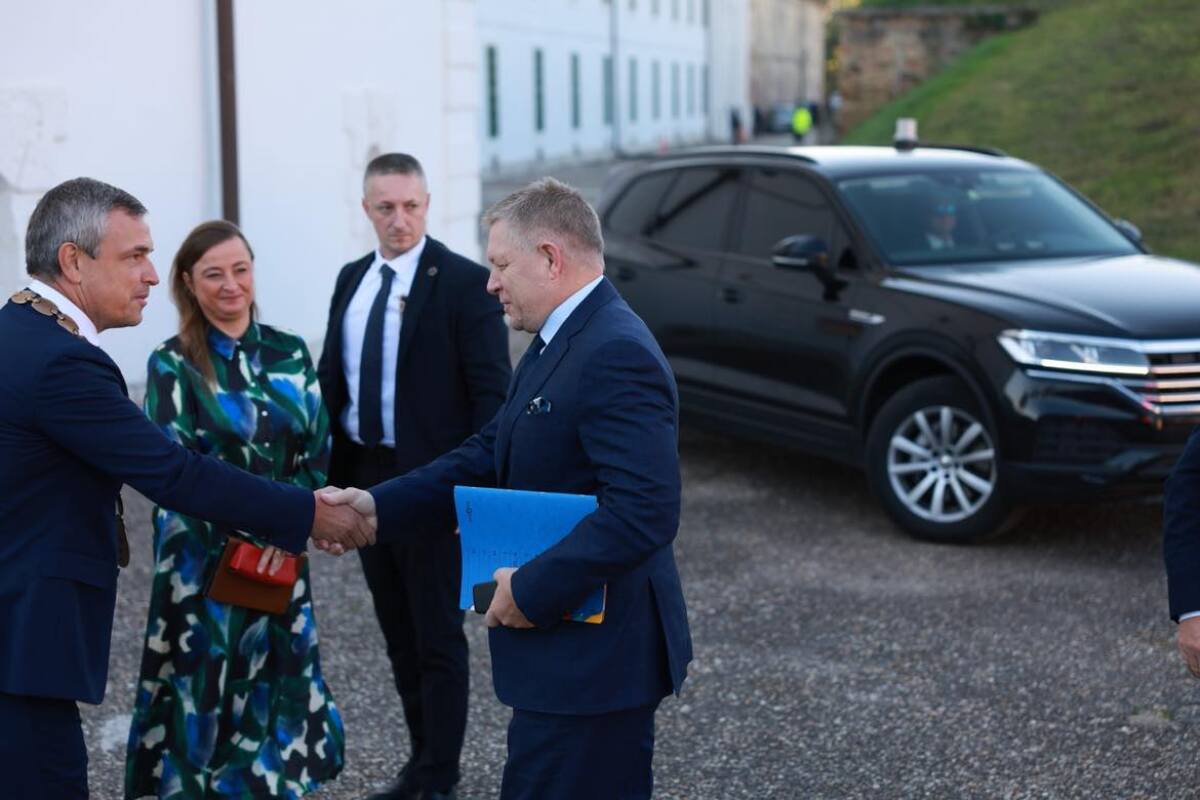Fico, Samit troch krajín, Komárno