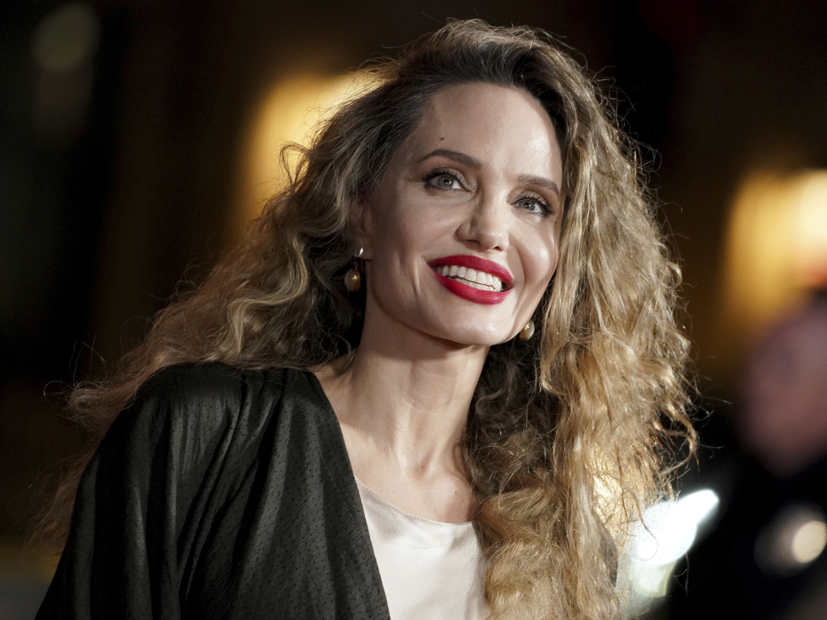 Angelina Jolie 