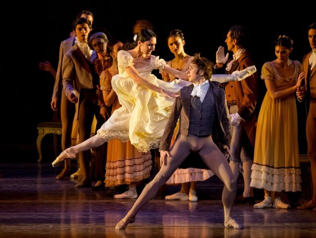 Nina Polakova  Tatiana  a Denis Cherevychko  Onegin  v balete Onegin  choreografia John Cranko   foto Ashley Taylor Wiener Staatsoper
