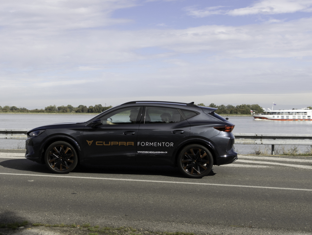 PORSCHE CUPRA-6723