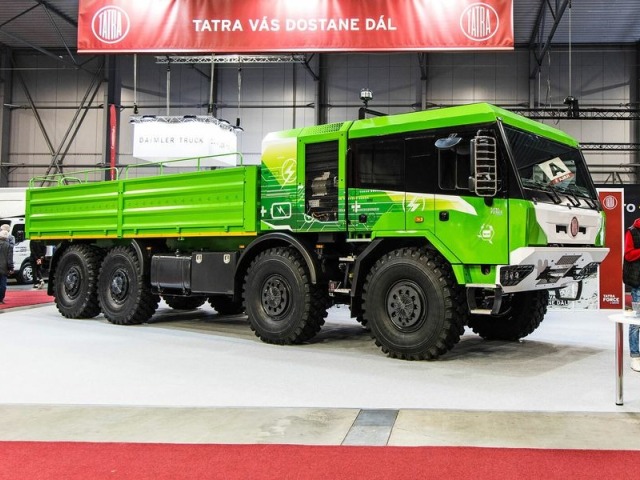 Tatra Force e-Drive Hybrid 8x8 - 2024