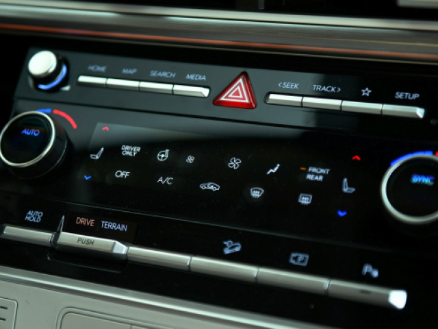 Hyundai Santa Fe - 2024